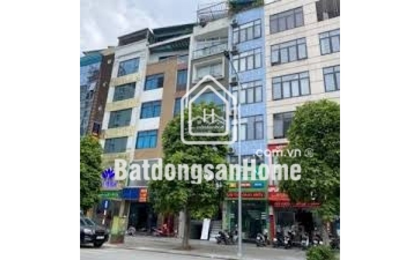Bán nhà mặt phố Duy Tân, 165m2, 9 tầng 10m mặt tiền, giá 103tỷ mặt vườn hoa siêu VIP